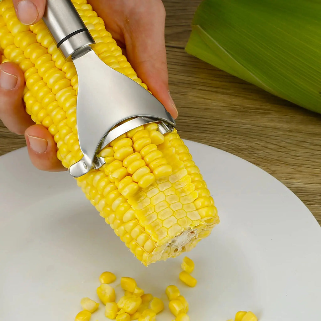 Corn peeler tool slicing kernels from cob; serrated curved blade