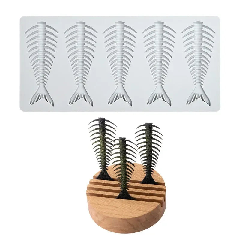 Silicone cake border mold set with fishbone pattern rows in white tray
